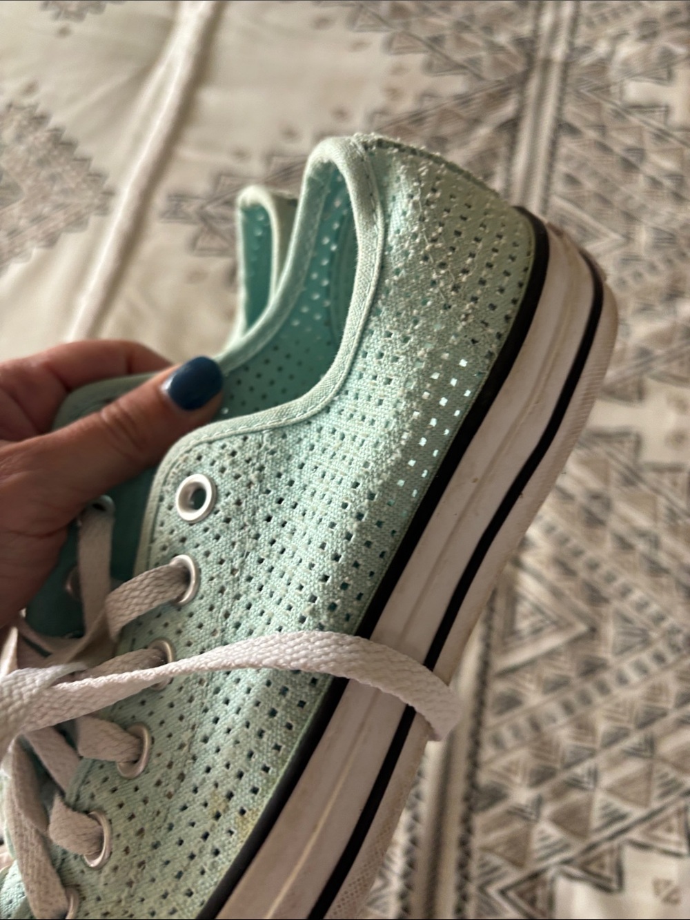 Converse Perforated Low Top Sneakers - Picture 9 of 9
